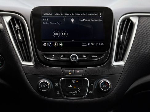 Used 2024 Chevrolet Malibu LS image 17