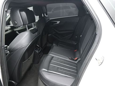 Used 2022 Audi A4 2.0T Premium Plus AWD/4WD image 8