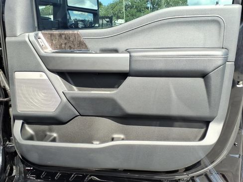 Used 2026 Ford F250 Lariat w/ Tremor Off-Road Package AWD/4WD image 13