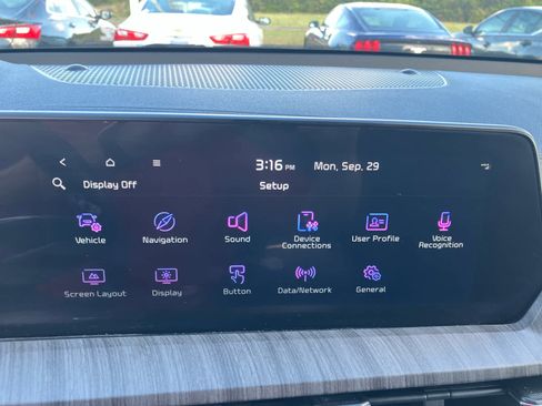 Used 2023 Kia Telluride EX image 21