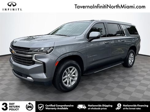 Used 2022 Chevrolet Suburban LT w/ Luxury Package image 1
