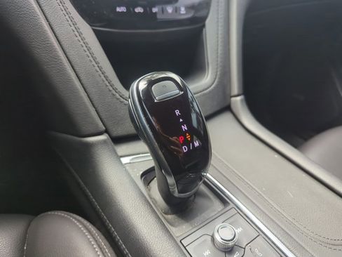 Used 2025 Cadillac XT5 Luxury image 7