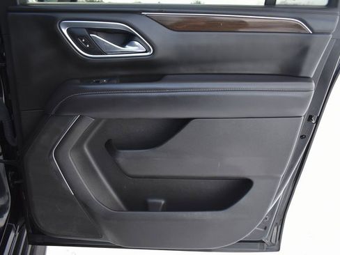 Used 2021 GMC Yukon XL SLE image 43