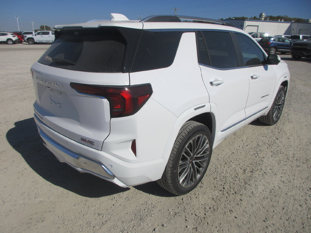 New 2027 GMC Terrain Denali AWD/4WD image 4