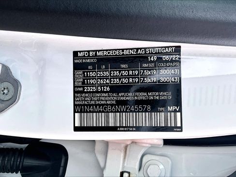 Used 2022 Mercedes-Benz GLB 250 image 37