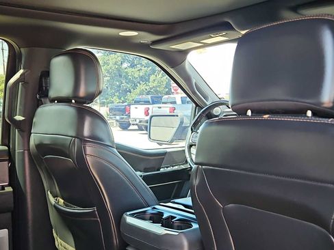 Used 2021 Ford F150 Platinum w/ Equipment Group 701A High AWD/4WD image 17