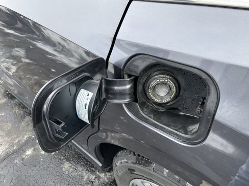 Used 2024 Honda Odyssey EX-L image 57