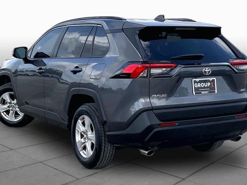Used 2021 Toyota RAV4 XLE FWD image 12