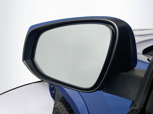 Used 2018 Toyota Tacoma TRD Sport image 16