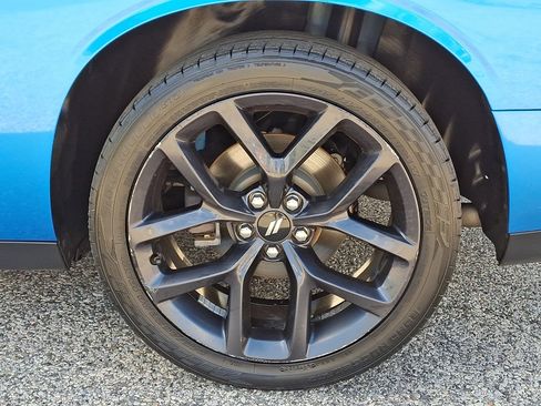 Used 2019 Dodge Challenger SXT w/ Blacktop Package RWD image 7