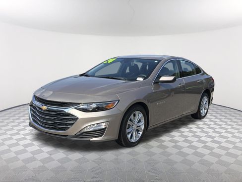 Used 2024 Chevrolet Malibu LT FWD image 3