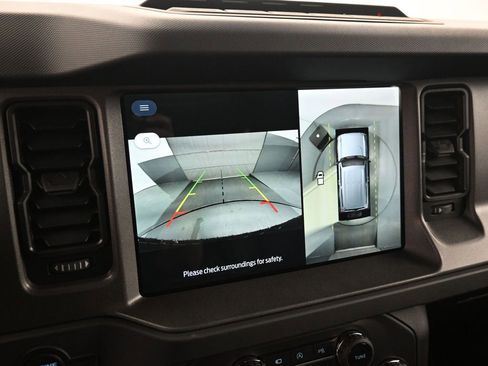 New 2025 Ford Bronco Badlands image 14