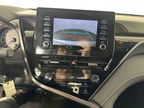 Used 2023 Toyota Camry SE image 22