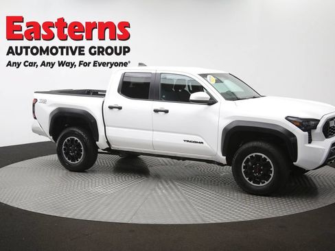 Used 2024 Toyota Tacoma TRD Off-Road AWD/4WD image 46