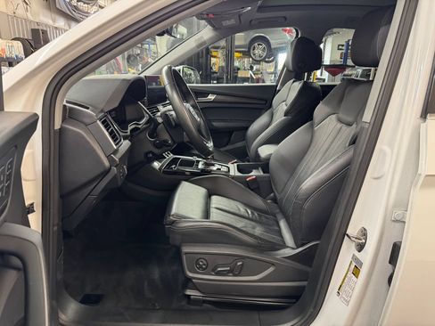 Used 2024 Audi Q5 2.0T Premium Plus AWD/4WD image 18