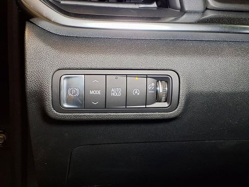New 2026 GMC Terrain Elevation FWD image 17