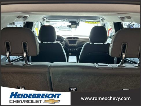 Certified 2023 Chevrolet TrailBlazer LT FWD image 30