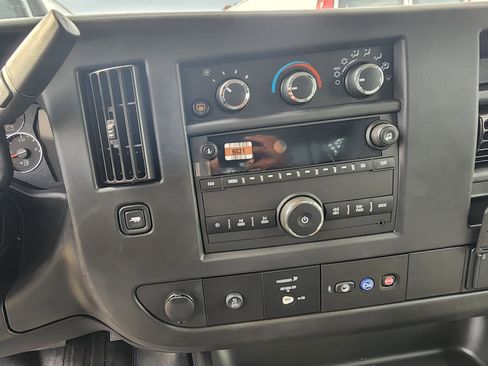 New 2025 Chevrolet Express 2500 w/ Driver Convenience Package image 31