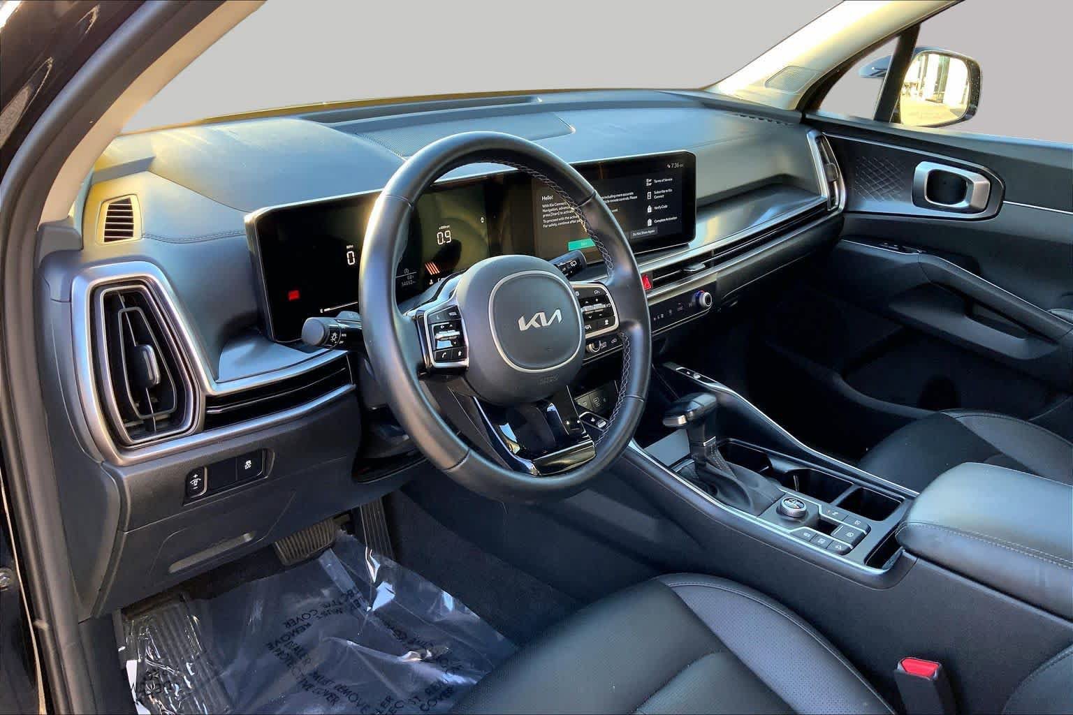 Used 2025 Kia Sorento S w/ Panoramic Sunroof Package FWD image 15