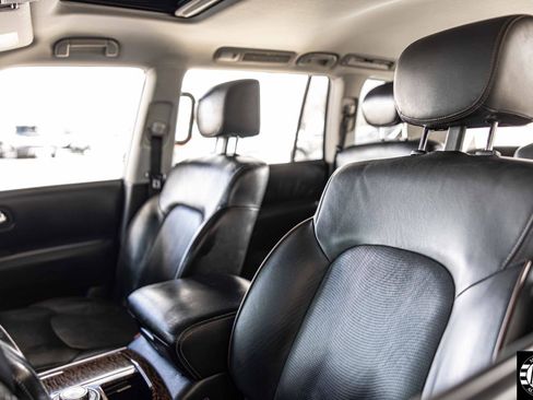 Used 2020 Nissan Armada SL w/ Premium Package RWD image 11