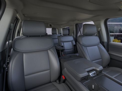 New 2026 Ford Expedition Active RWD image 12