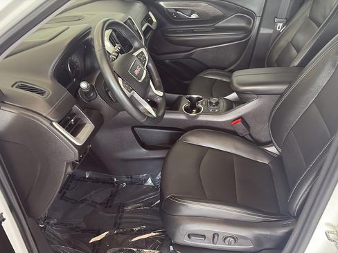 Used 2024 GMC Terrain SLT w/ Infotainment Package II AWD/4WD image 7