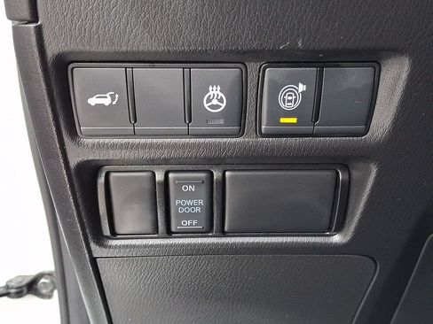 Used 2023 Nissan Armada Platinum w/ Captain's Chairs Package AWD/4WD image 26