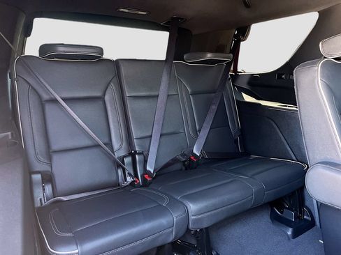 Used 2024 Chevrolet Tahoe Premier w/ Advanced Technology Package AWD/4WD image 30