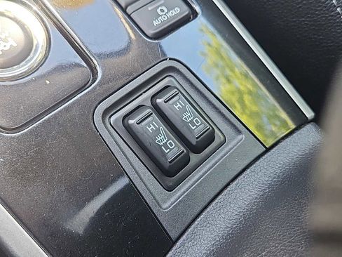 Used 2017 Mitsubishi Outlander SEL AWD/4WD image 18