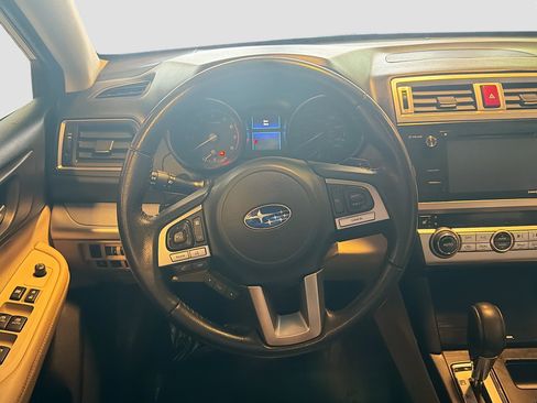Used 2017 Subaru Outback 2.5i Premium image 17
