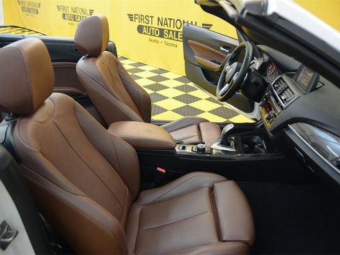 Used 2016 BMW 228i Convertible image 28