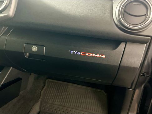 Used 2023 Toyota Tacoma TRD Off-Road image 35