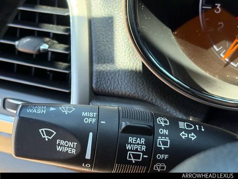 Used 2018 Jeep Grand Cherokee Altitude RWD image 18