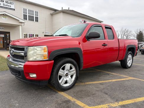 Used 2008 Chevrolet Silverado 1500 LT w/ All Star Edition image 2