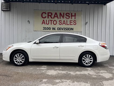 Used 2012 Nissan Altima 2.5 S FWD image 4