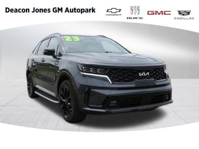 Used 2023 Kia Sorento SX
