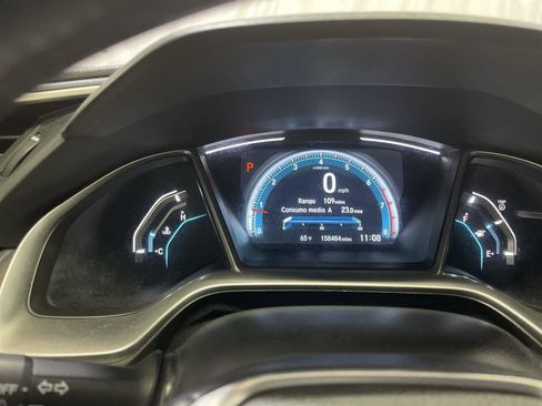 Used 2017 Honda Civic Touring image 15