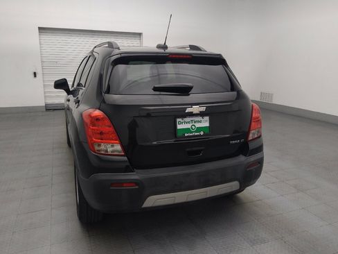 Used 2016 Chevrolet Trax LT FWD image 6