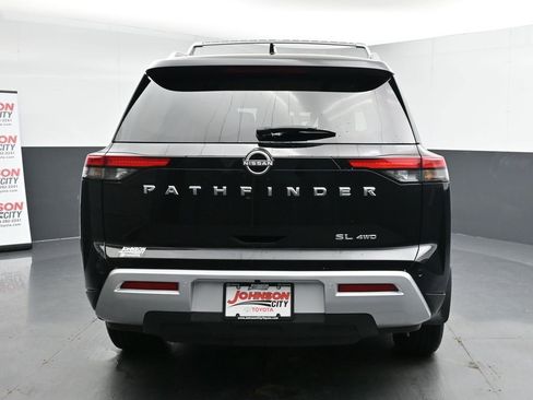 Used 2023 Nissan Pathfinder SL image 8