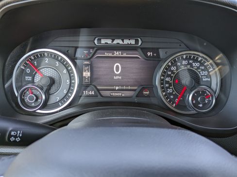 Used 2025 RAM 1500 Big Horn AWD/4WD image 30
