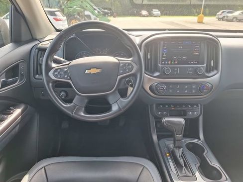 Used 2021 Chevrolet Colorado Z71 w/ Safety Package AWD/4WD image 13