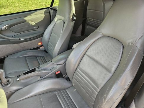 Used 2005 Porsche 911 Carrera 4S image 15