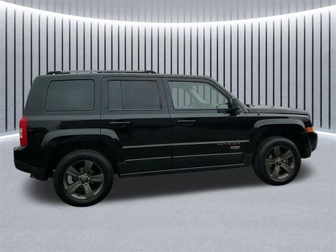 Used 2016 Jeep Patriot 75th Anniversary w/ Power Value Group image 5