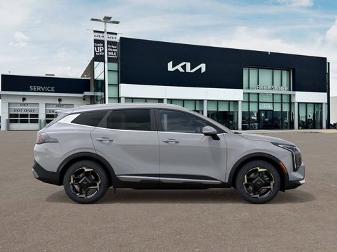 New 2026 Kia Sportage EX AWD/4WD image 8