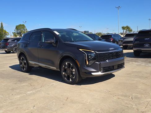 New 2026 Kia Sportage SX AWD/4WD image 2