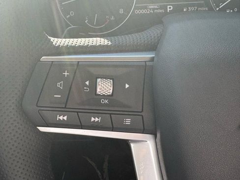 New 2025 Mitsubishi Outlander SE image 26