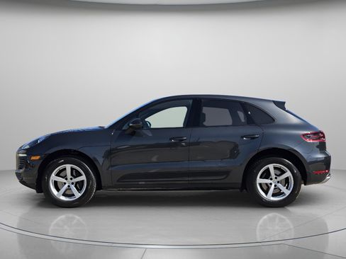 Used 2018 Porsche Macan image 2