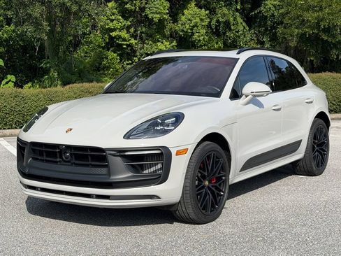 Certified 2023 Porsche Macan GTS AWD/4WD image 1