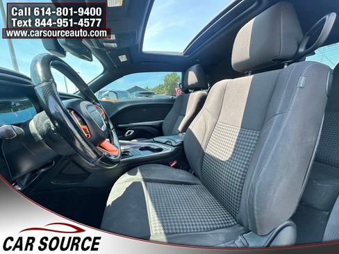 Used 2016 Dodge Challenger SXT w/ Blacktop Package RWD image 8