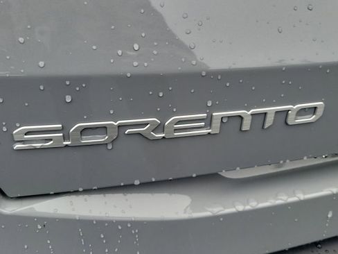 New 2026 Kia Sorento S w/ S Panoramic Sunroof Package image 7